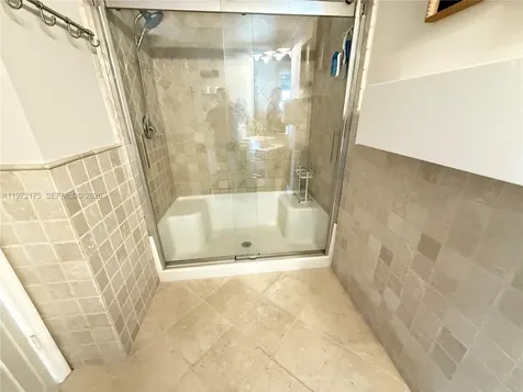 17145 N Bay Road Sunny Isles Beach FL 33160