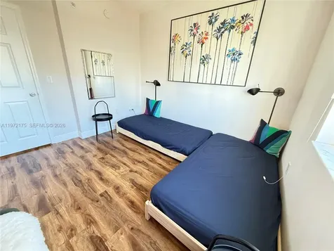 17145 N Bay Road Sunny Isles Beach FL 33160