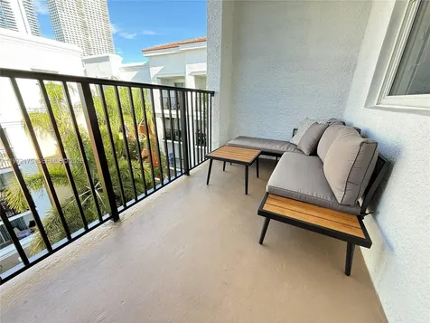 17145 N Bay Road Sunny Isles Beach FL 33160