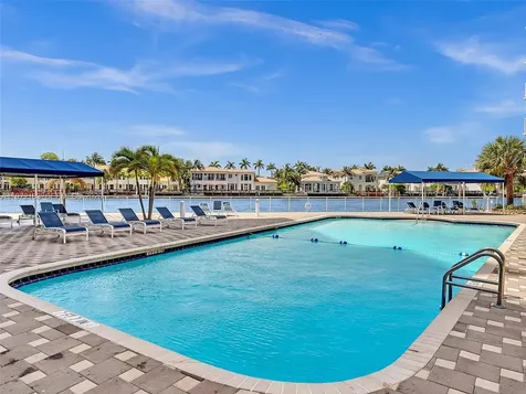 1500 S Ocean Drive Hollywood FL 33019