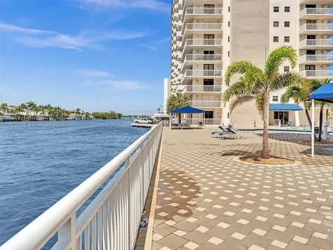 1500 S Ocean Drive Hollywood FL 33019