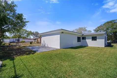 6530 SW 20th Court Miramar FL 33023