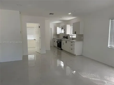 Hallandale Beach FL 33009