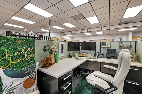 7500 S Dixie Highway West Palm Beach FL 33405