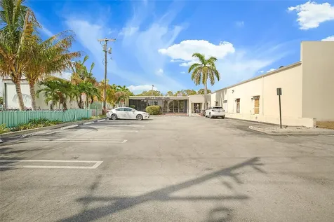 7500 S Dixie Highway West Palm Beach FL 33405