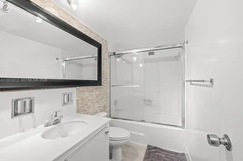 5161 Collins Avenue Miami Beach FL 33140