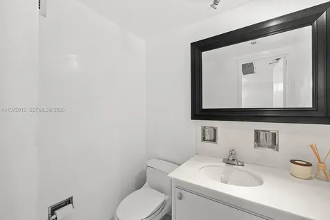 5161 Collins Avenue Miami Beach FL 33140