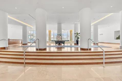 5161 Collins Avenue Miami Beach FL 33140