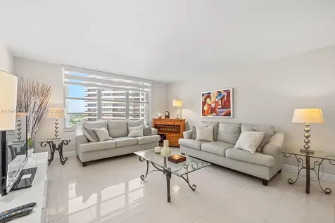 5161 Collins Avenue Miami Beach FL 33140
