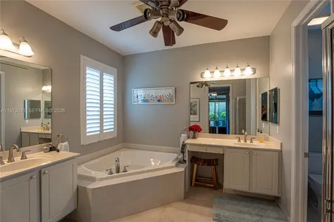 6918 SE Sleepy Hollow Lane Stuart FL 34997