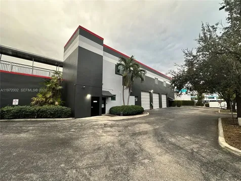 2950 N 28th Terrace Hollywood FL 33020