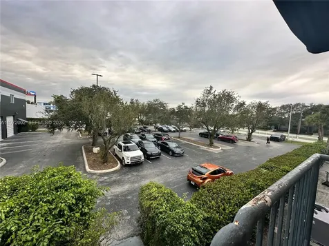 2950 N 28th Terrace Hollywood FL 33020