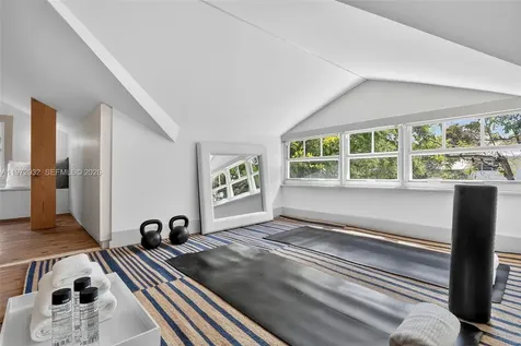85 NE 46th Street Miami FL 33137