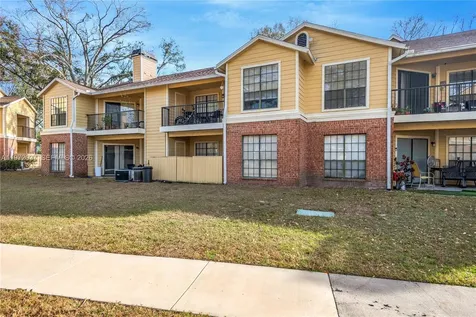 8613 Mallard Reserve Drive Tampa FL 33614