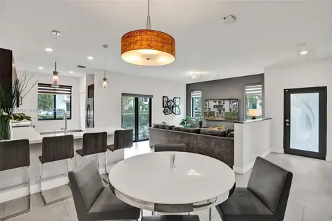 4771 NW 84th Avenue Doral FL 33166