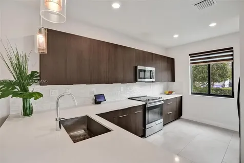 4771 NW 84th Avenue Doral FL 33166