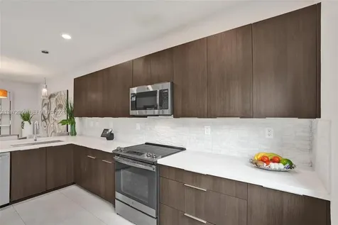 4771 NW 84th Avenue Doral FL 33166