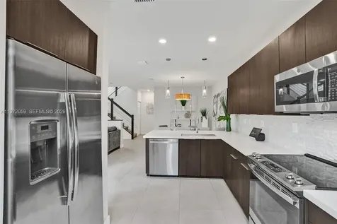 4771 NW 84th Avenue Doral FL 33166