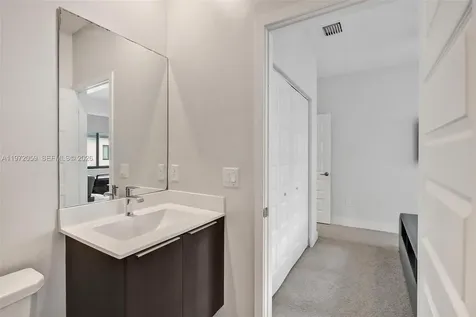 4771 NW 84th Avenue Doral FL 33166