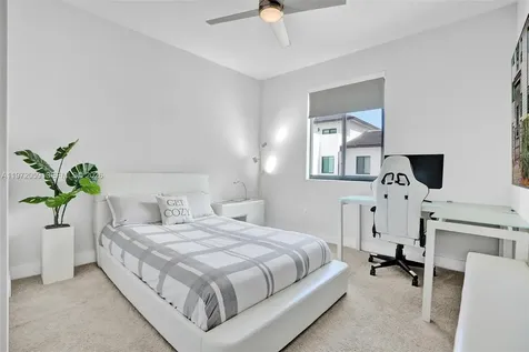 4771 NW 84th Avenue Doral FL 33166