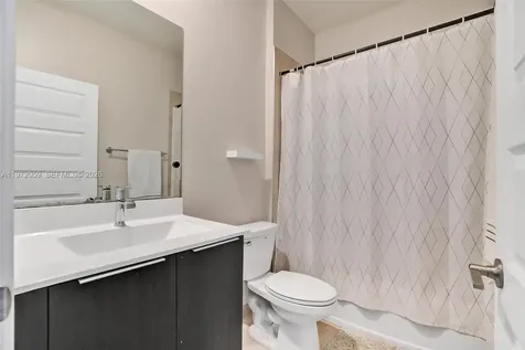4771 NW 84th Avenue Doral FL 33166
