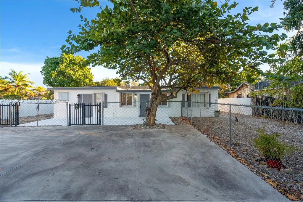 1064 NW 103rd Street Miami FL 33150