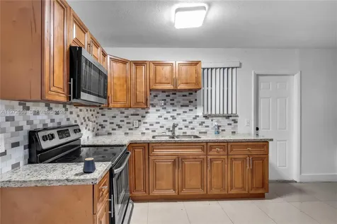 1064 NW 103rd Street Miami FL 33150