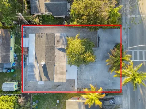 1064 NW 103rd Street Miami FL 33150