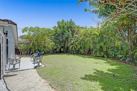 3320 NE 13th Avenue Oakland Park FL 33334