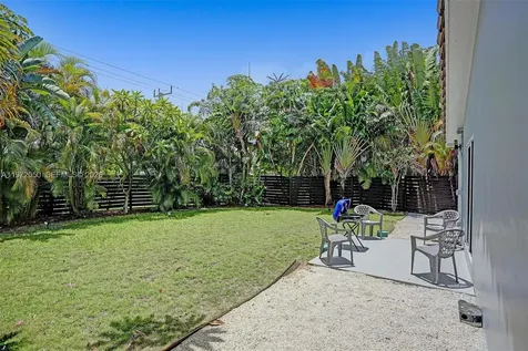 3320 NE 13th Avenue Oakland Park FL 33334