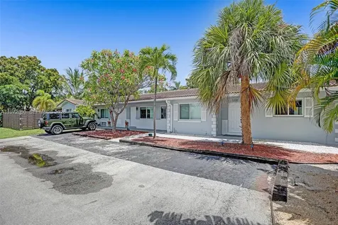 3320 NE 13th Avenue Oakland Park FL 33334