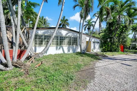 1025 NE 84th Street Miami FL 33138