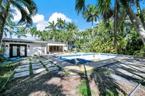 1025 NE 84th Street Miami FL 33138