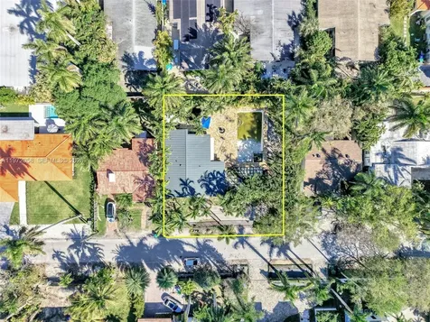 1025 NE 84th Street Miami FL 33138