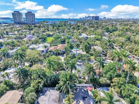1025 NE 84th Street Miami FL 33138