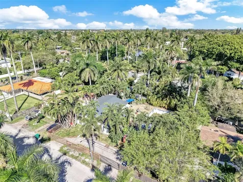 1025 NE 84th Street Miami FL 33138