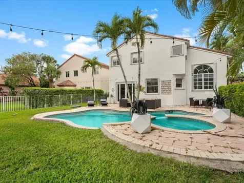 1607 SW 157th Avenue Pembroke Pines FL 33027