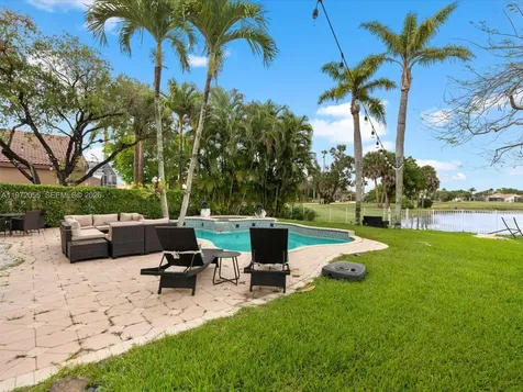 1607 SW 157th Avenue Pembroke Pines FL 33027