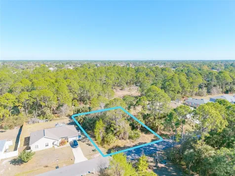 825 Doverbrook Road NW Palm Bay FL 32907