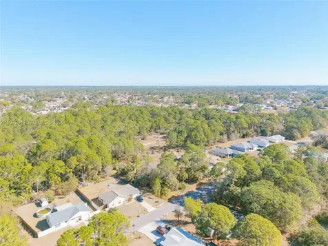 825 Doverbrook Road NW Palm Bay FL 32907