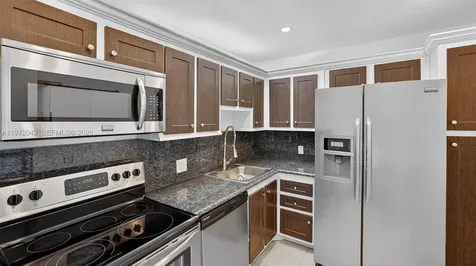 20335 W Country Club Drive Aventura FL 33180