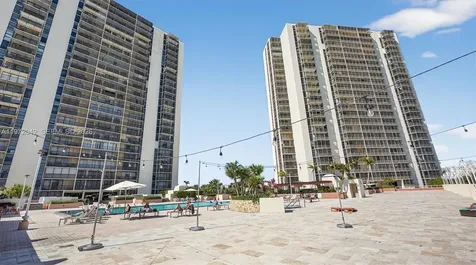 20335 W Country Club Drive Aventura FL 33180
