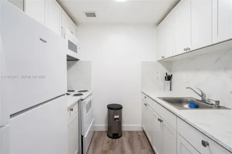1051 NE 163rd Street North Miami Beach FL 33162