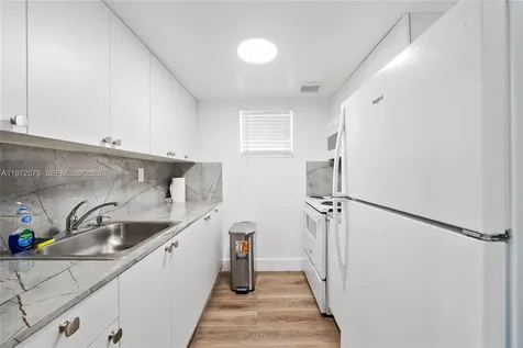 1051 NE 163rd Street North Miami Beach FL 33162