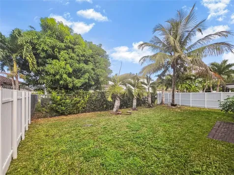15843 SW 139th Street Miami FL 33196