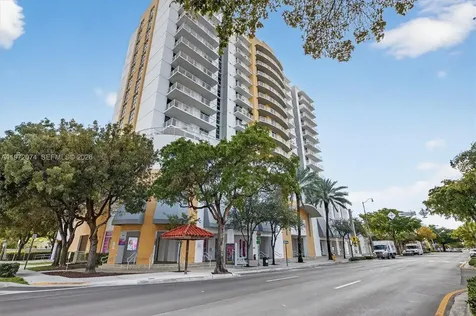 900 SW 8th Street Miami FL 33130