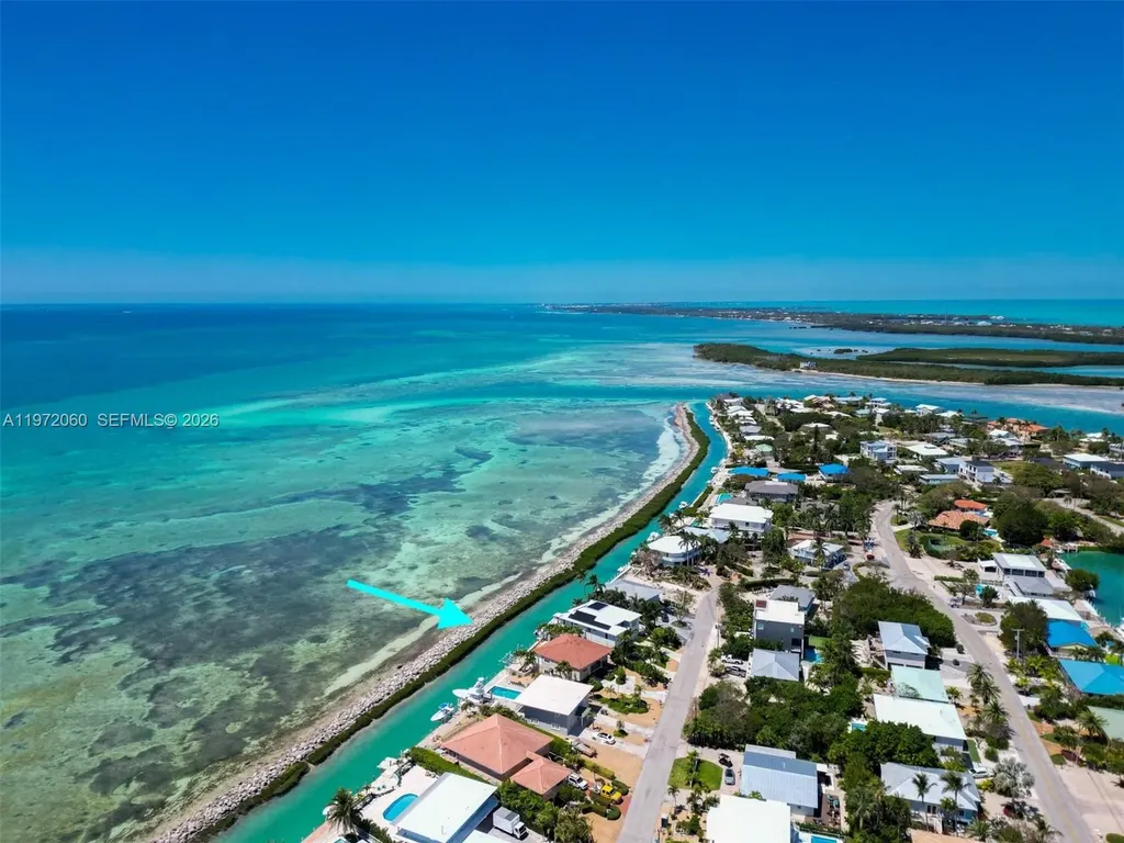 250 W Seaview Circle Duck FL 33050