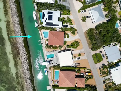 250 W Seaview Circle Duck FL 33050