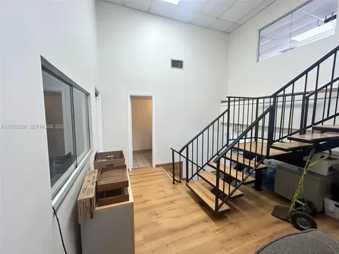 6910 NW 50th Street Miami FL 33195