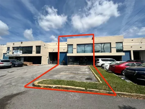 6910 NW 50th Street Miami FL 33195